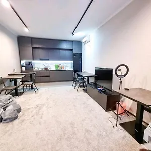 Almaty Central Hostel Капсульный отель